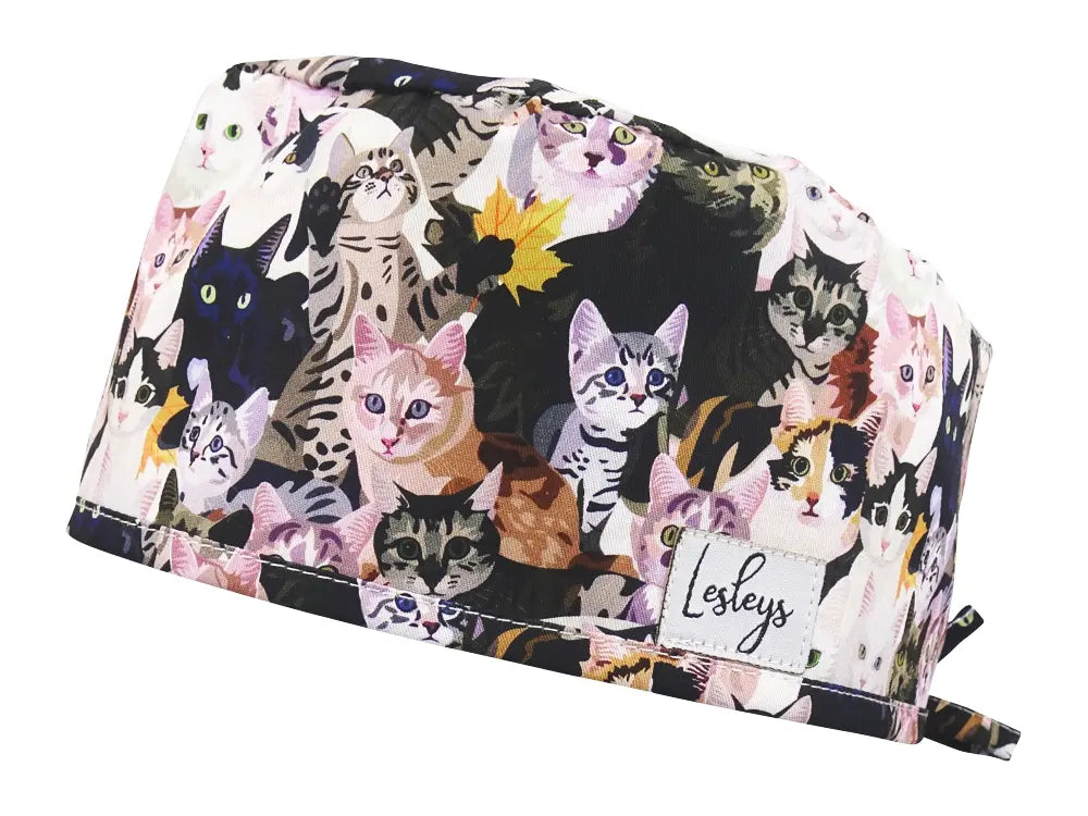 Cotton Scrub Cap - Calot de Bloc - Gorro Quirofano - Cuffia Chirurgica - Watercolor Cats