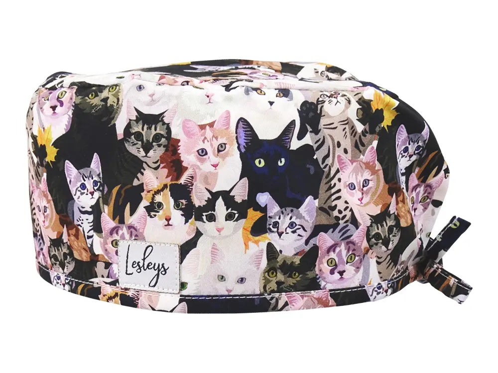 Cotton Scrub Cap - Calot de Bloc - Gorro Quirofano - Cuffia Chirurgica - Watercolor Cats