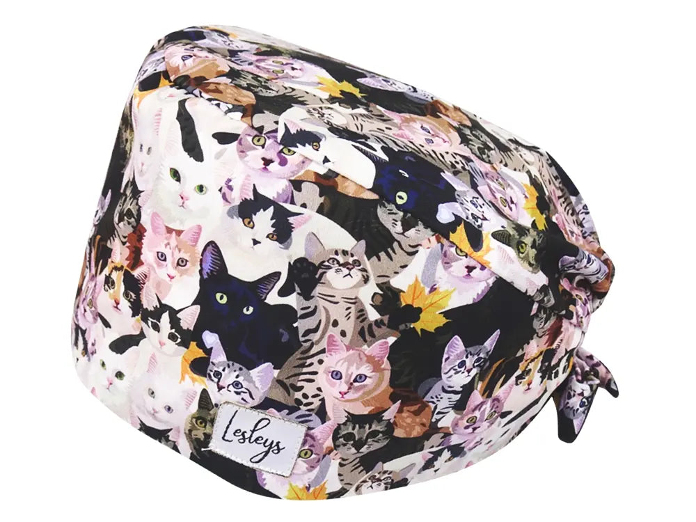 Cotton Scrub Cap - Calot de Bloc - Gorro Quirofano - Cuffia Chirurgica - Watercolor Cats