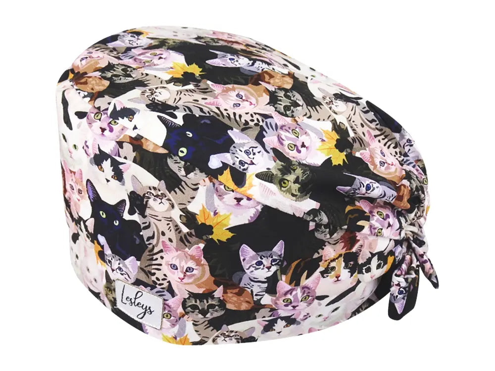 Cotton Scrub Cap - Calot de Bloc - Gorro Quirofano - Cuffia Chirurgica - Watercolor Cats